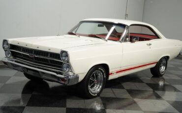 Ford-Fairlane-1967-Fastback-5