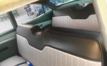 Ford-Fairlane-500-1957-Green-8
