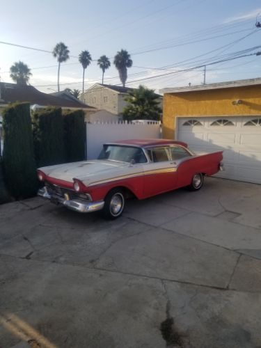 Ford-Fairlane-500-1957-Red-2