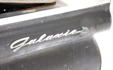 Ford-Fairlane-500-1959-Raven-Black-Red-ampamp-White-28