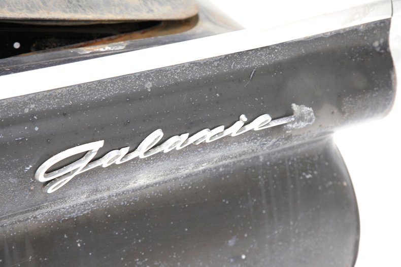 Ford-Fairlane-500-1959-Raven-Black-Red-ampamp-White-28
