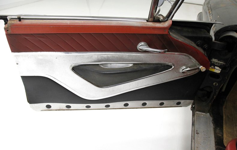 Ford-Fairlane-500-1959-Raven-Black-Red-ampamp-White-38