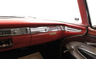 Ford-Fairlane-500-1959-Raven-Black-Red-ampamp-White-4
