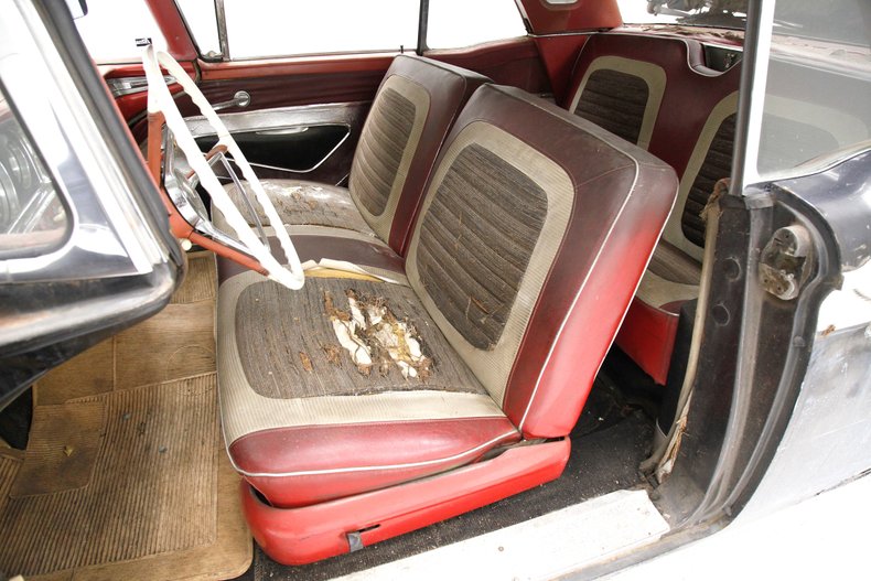 Ford-Fairlane-500-1959-Raven-Black-Red-ampamp-White-40