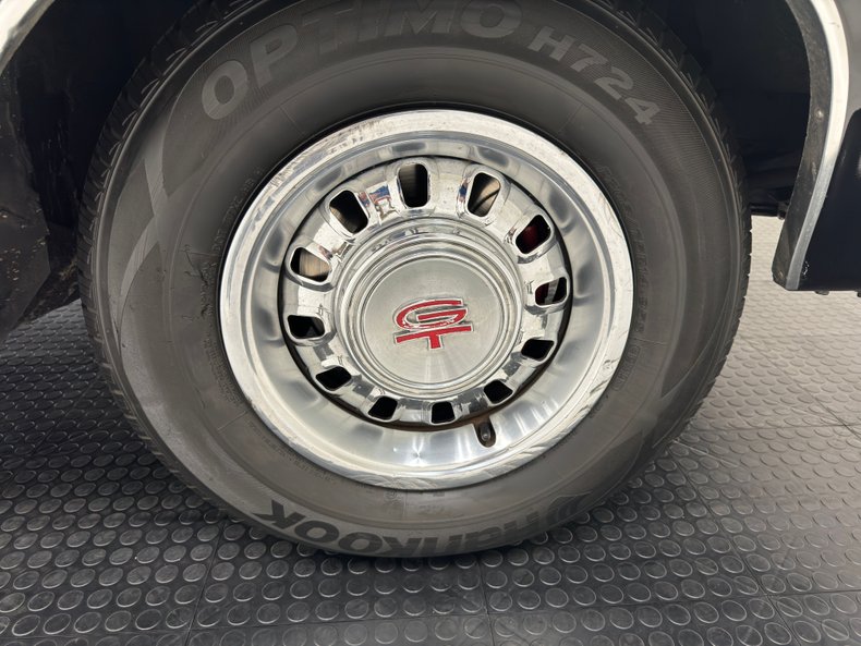Ford-Fairlane-500-1966-Raven-Black-Red-18