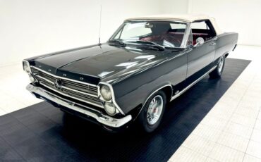 Ford-Fairlane-500-1966-Raven-Black-Red