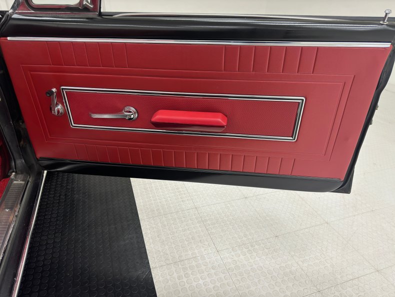 Ford-Fairlane-500-1966-Raven-Black-Red-49