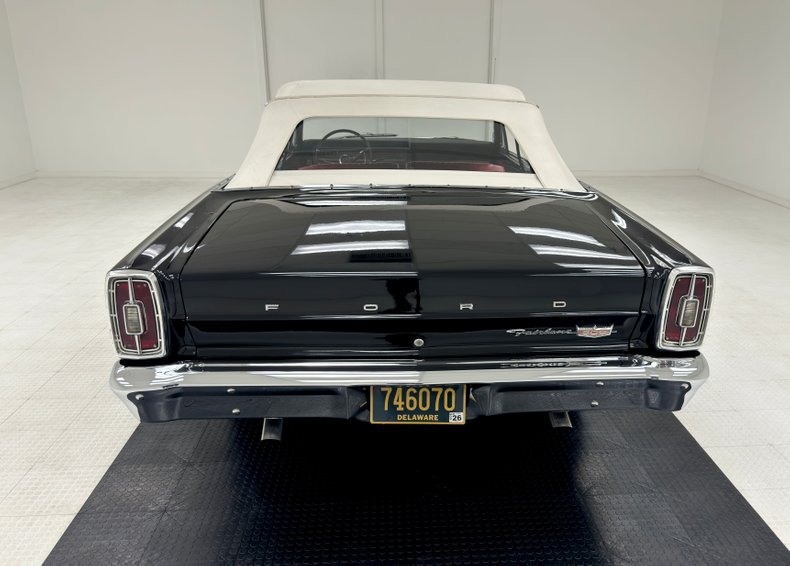 Ford-Fairlane-500-1966-Raven-Black-Red-8