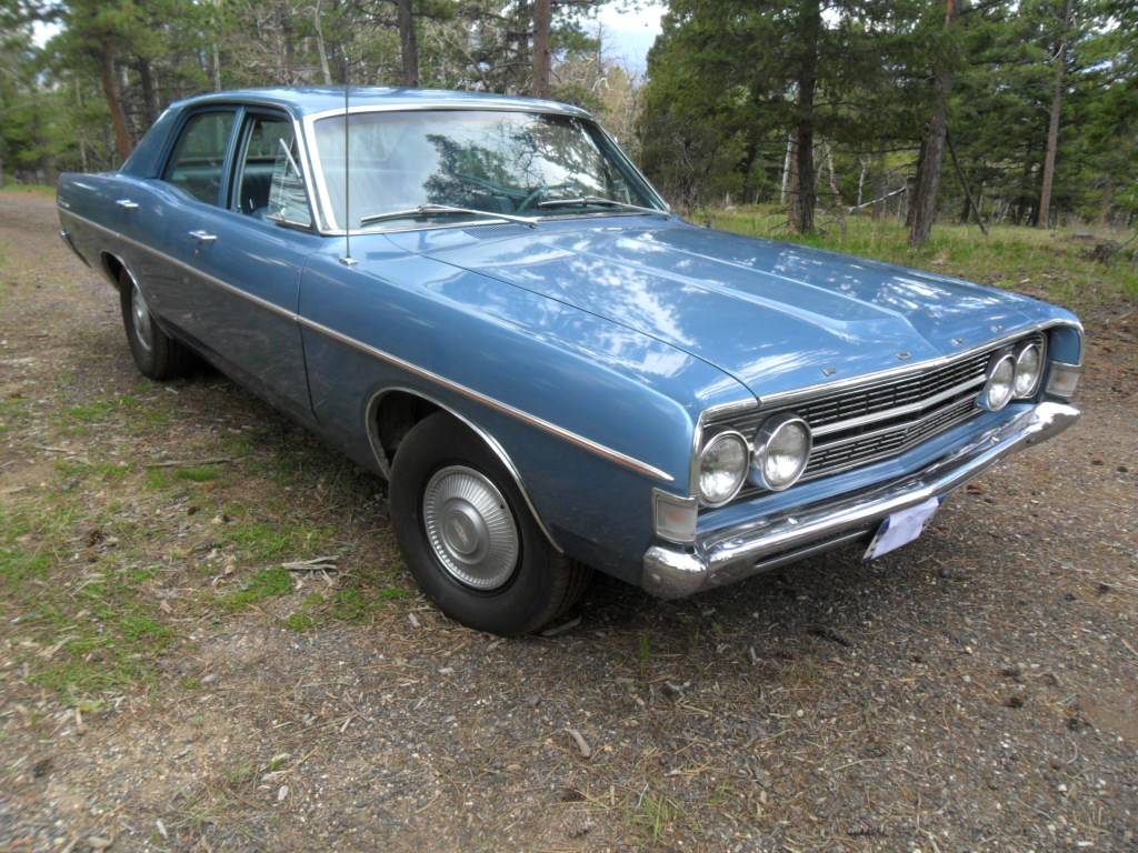 Ford-Fairlane-500-1968-blue