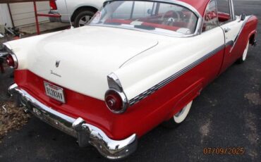 Ford-Fairlane-victoria-1955-red-4