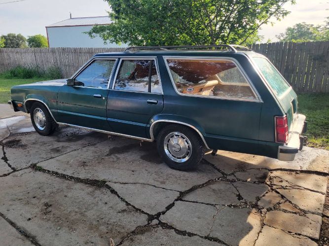 Ford-Fairmont-1978-Green-10