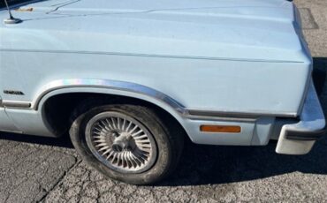 Ford-Fairmont-1982-SEDAN-4-DR-4