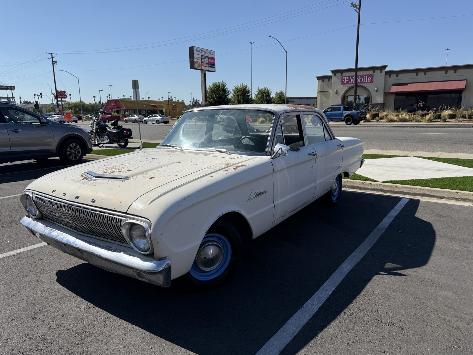 Ford-Falcon-1962-3