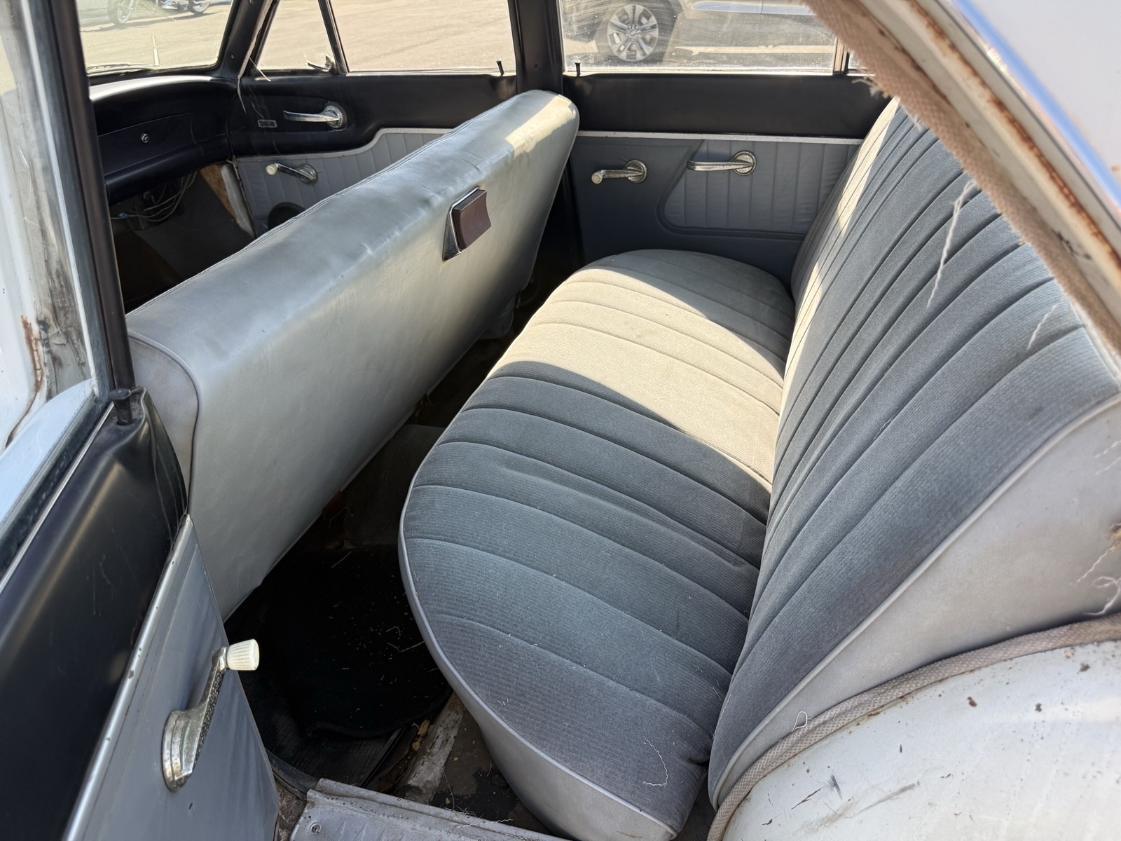 Ford-Falcon-1962-9