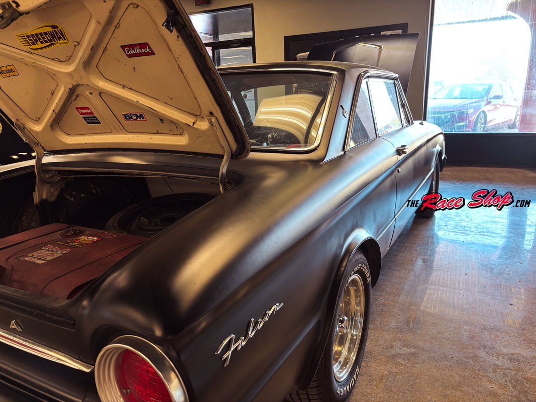 Ford-Falcon-1963-Coupe-21
