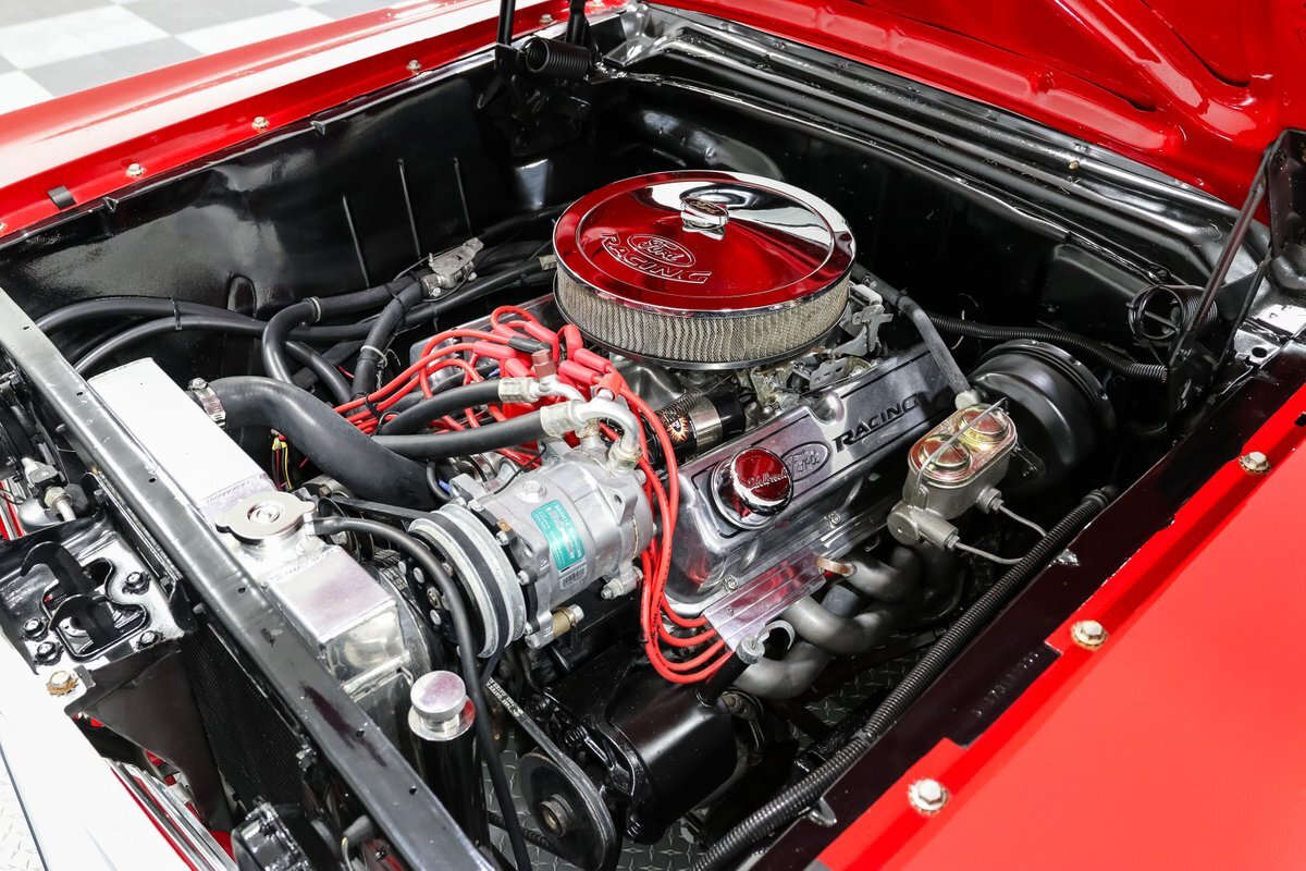 Ford-Falcon-1965-Coupe-11