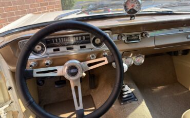 Ford-Falcon-1965-Sedan-29