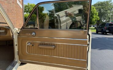 Ford-Falcon-1965-Sedan-32