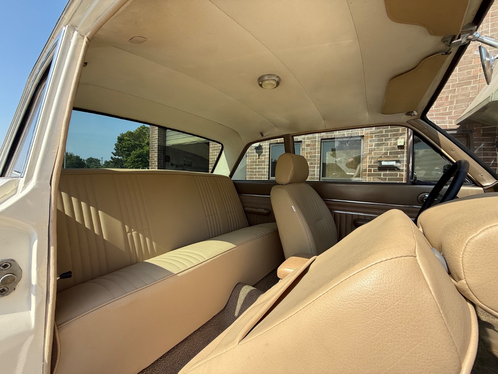 Ford-Falcon-1965-Sedan-36