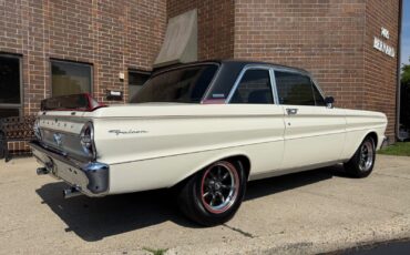 Ford-Falcon-1965-Sedan-7