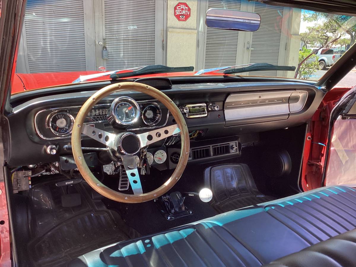Ford-Falcon-1965-red-9