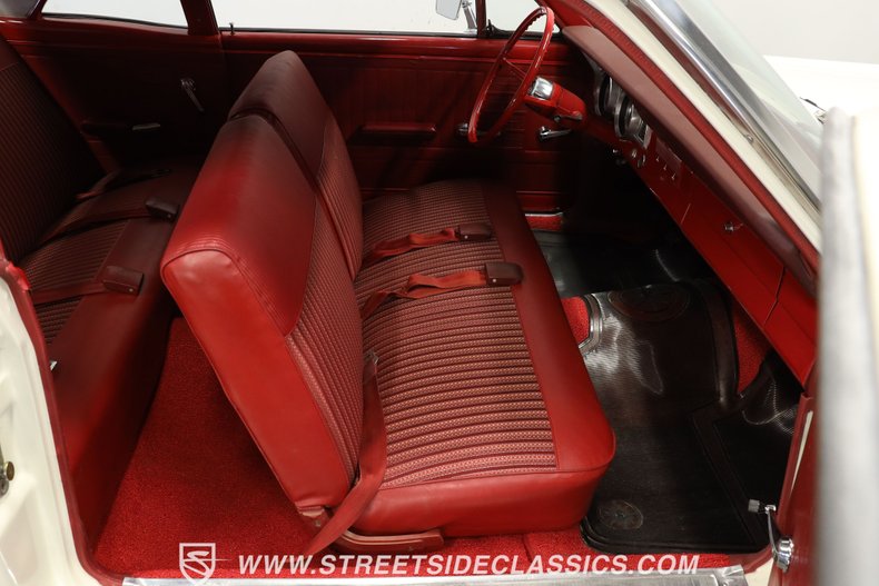 Ford-Falcon-1966-Wimbledon-White-Red-3