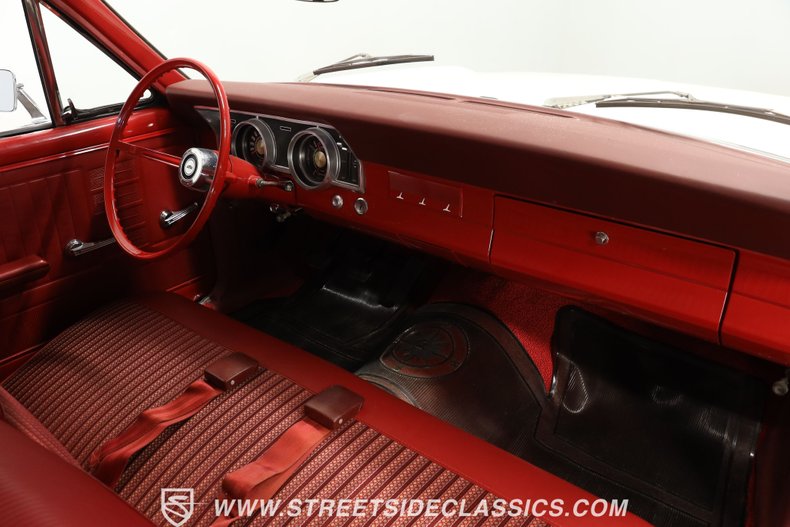 Ford-Falcon-1966-Wimbledon-White-Red-4