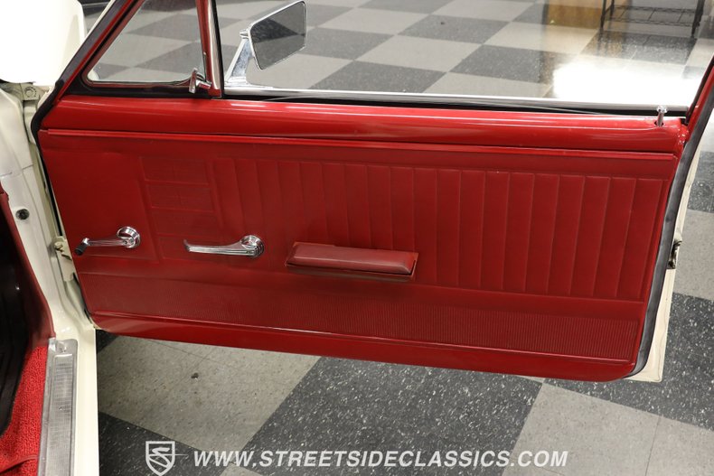 Ford-Falcon-1966-Wimbledon-White-Red-7