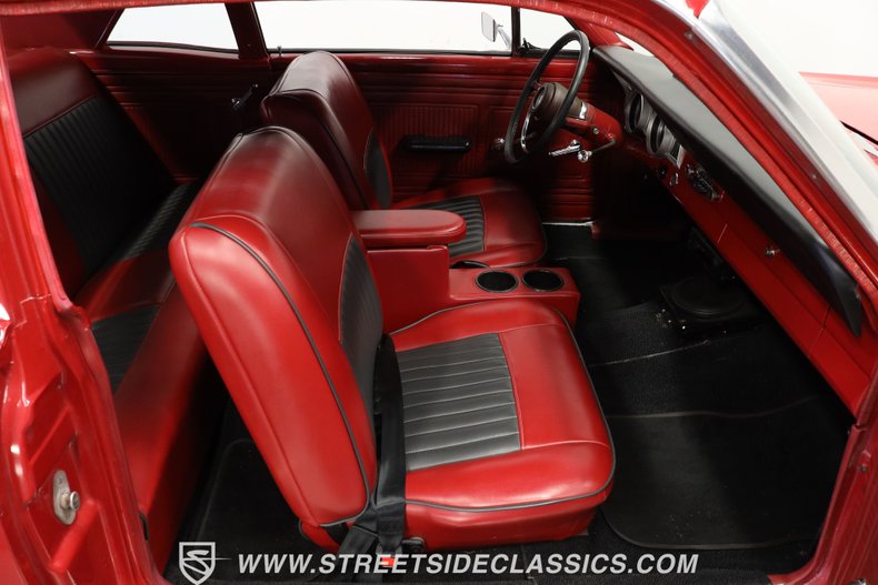 Ford-Falcon-1967-Red-Red-ampamp-Gray-48