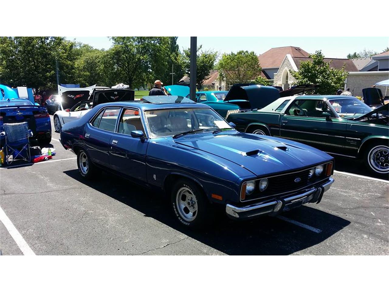 Ford-Falcon-1978-Ford-Vista-Blue-Off-White-3