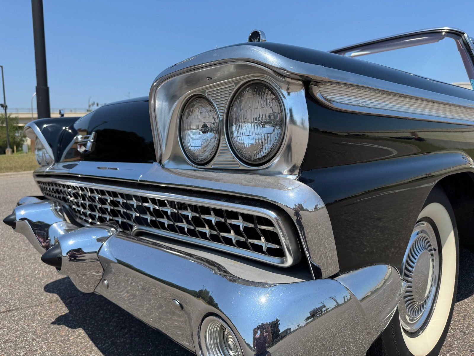 Ford-Farilane-500-Galaxie-Sunliner-1959-18
