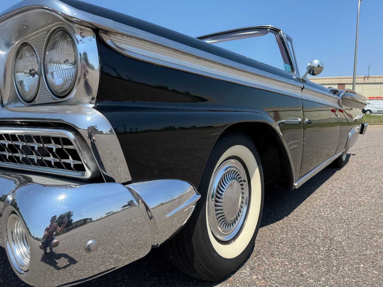 Ford-Farilane-500-Galaxie-Sunliner-1959-19