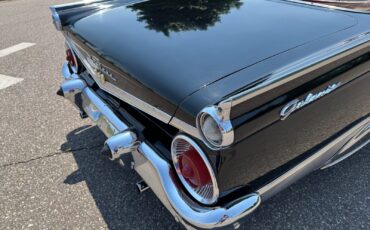Ford-Farilane-500-Galaxie-Sunliner-1959-28