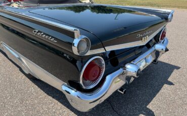 Ford-Farilane-500-Galaxie-Sunliner-1959-32