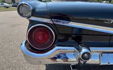 Ford-Farilane-500-Galaxie-Sunliner-1959-34