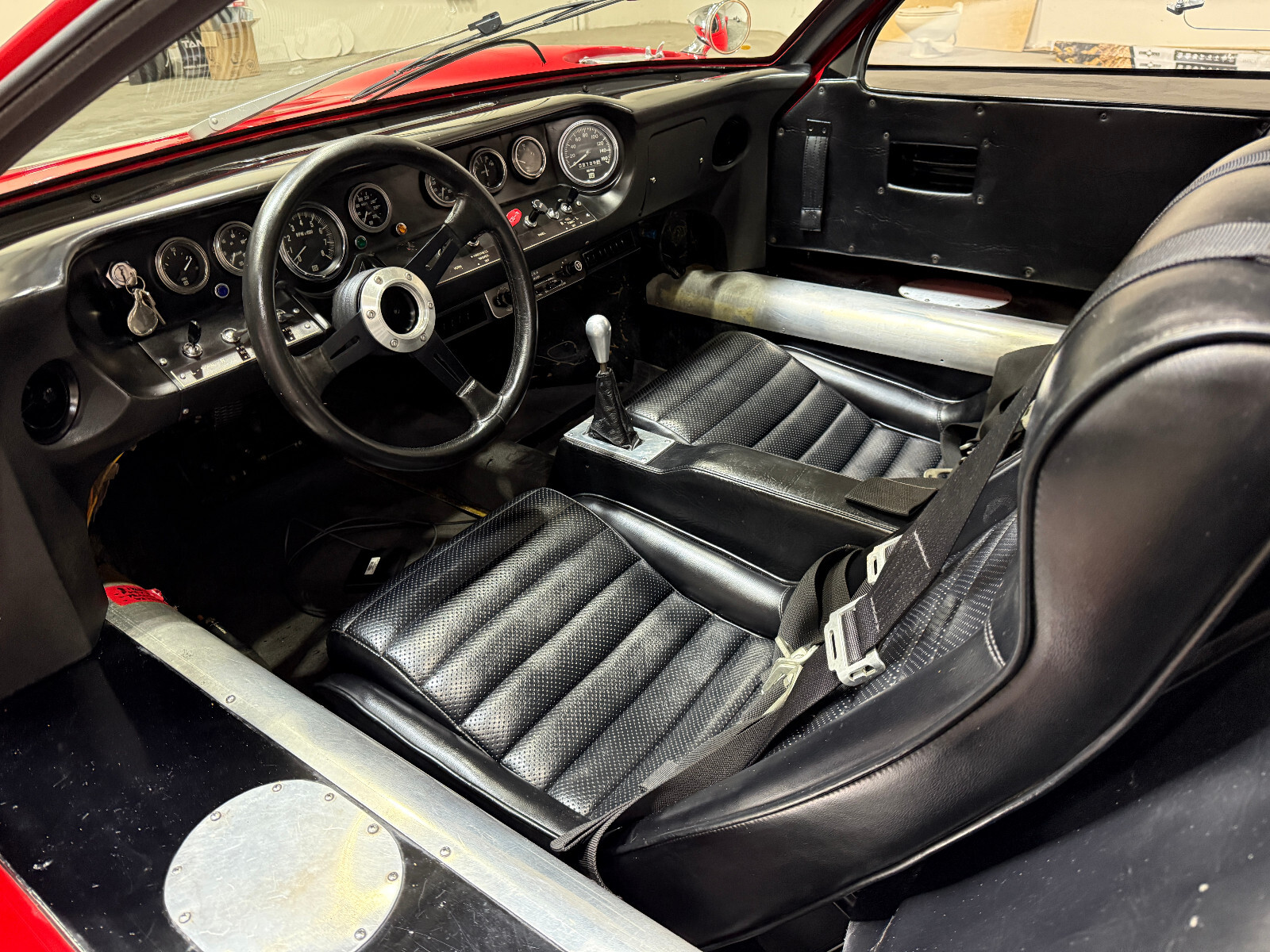 Ford-GT40-1966-12
