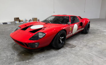 Ford-GT40-1966-16
