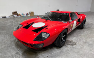 Ford-GT40-1966-17