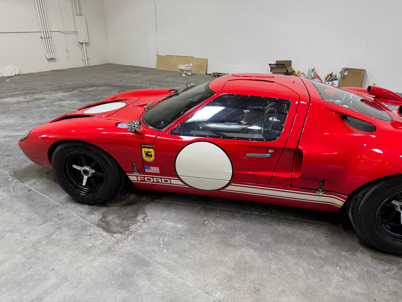 Ford-GT40-1966-18