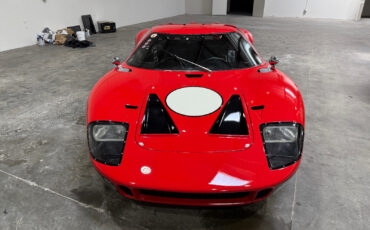 Ford-GT40-1966-27