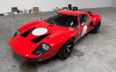 Ford-GT40-1966-28