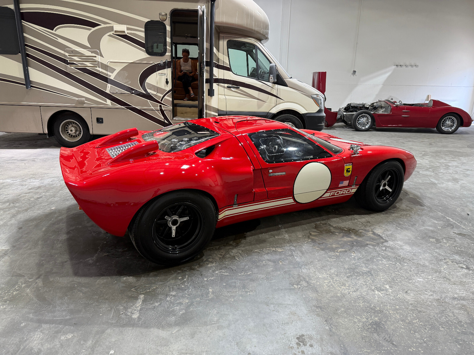 Ford-GT40-1966-5