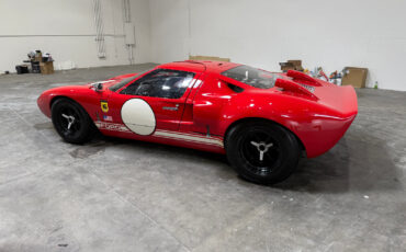 Ford-GT40-1966-9