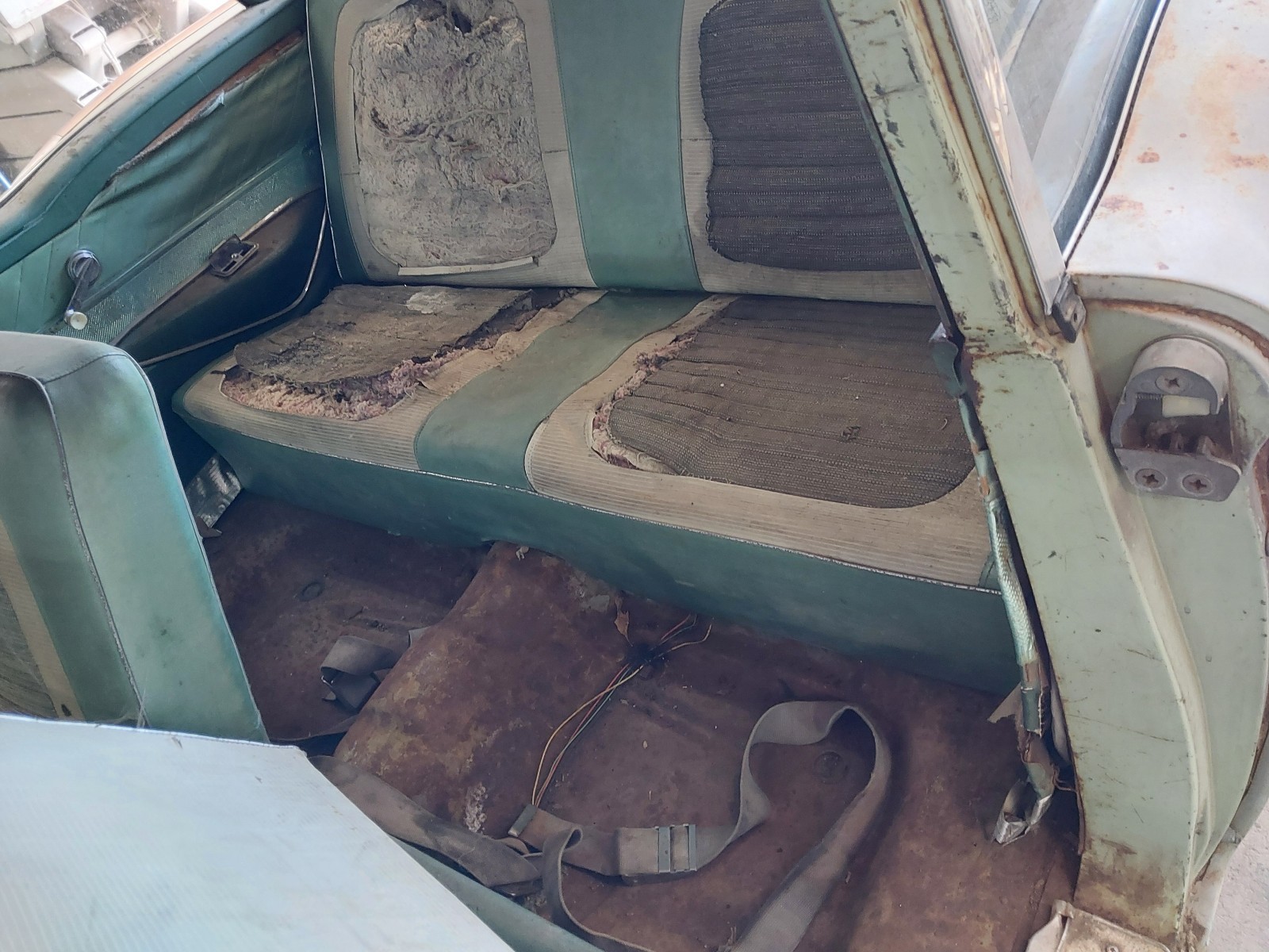 Ford-Galaxie-1959-10