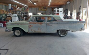 Ford-Galaxie-1959-2