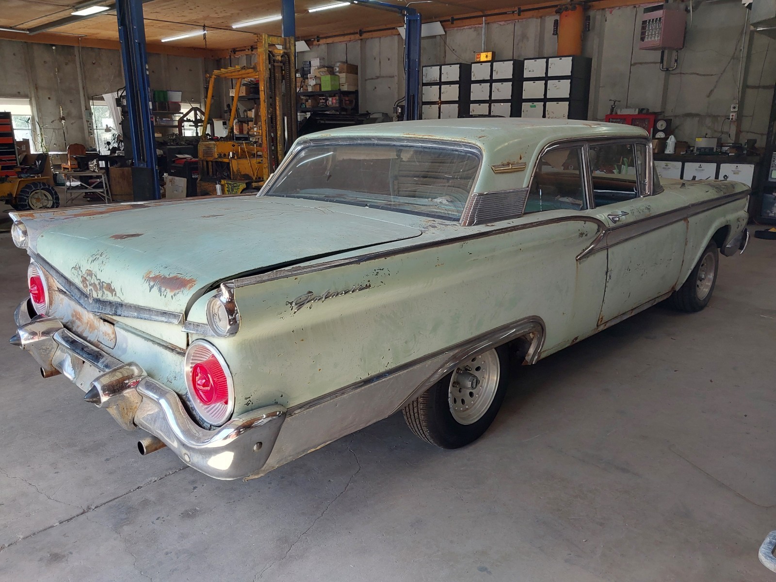 Ford-Galaxie-1959-3