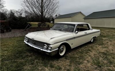 Ford Galaxie 1962 --