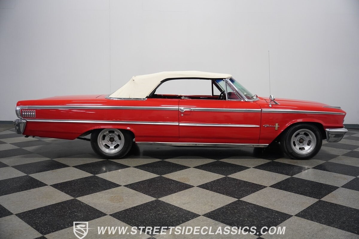 Ford-Galaxie-1963-Convertible-17
