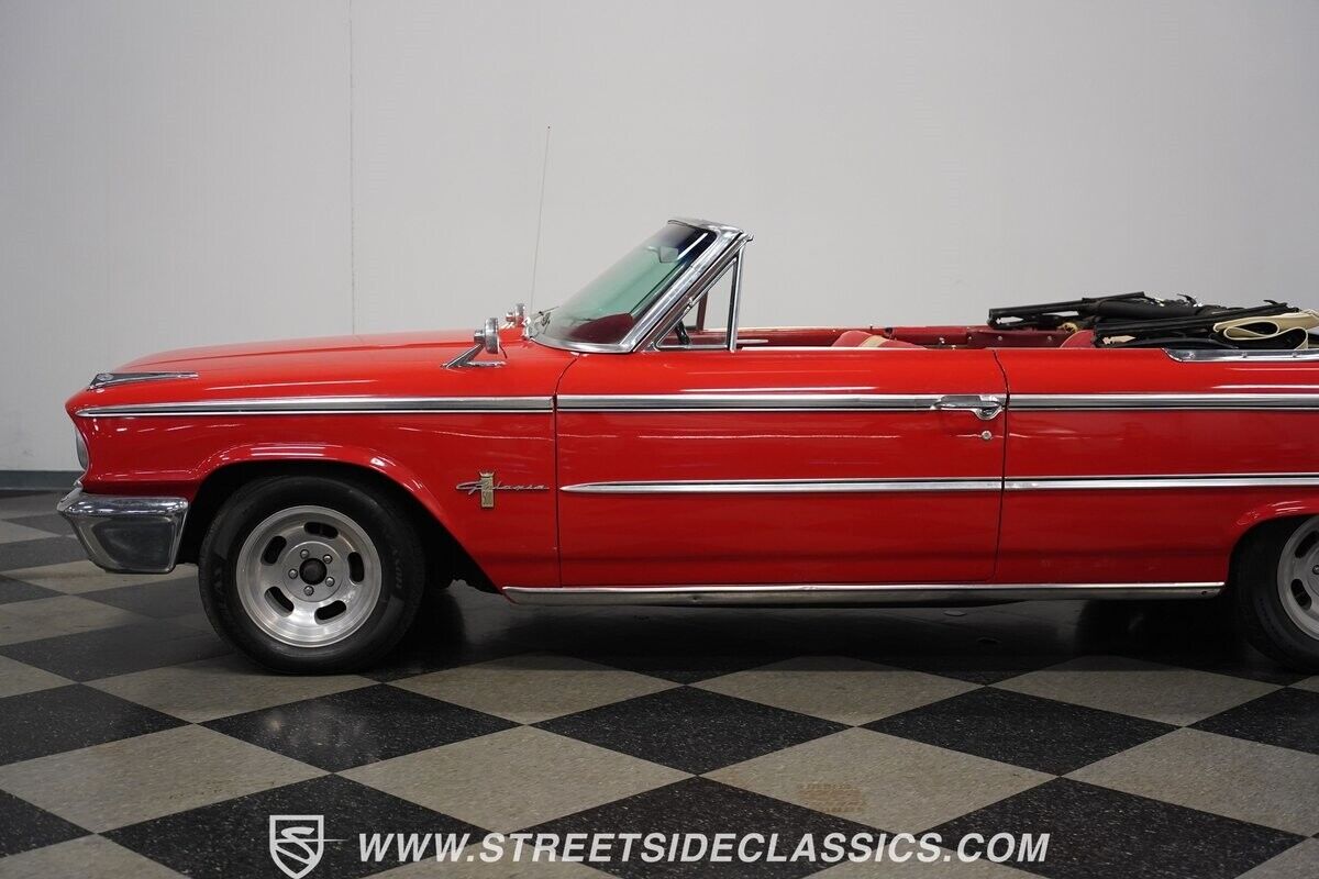 Ford-Galaxie-1963-Convertible-27