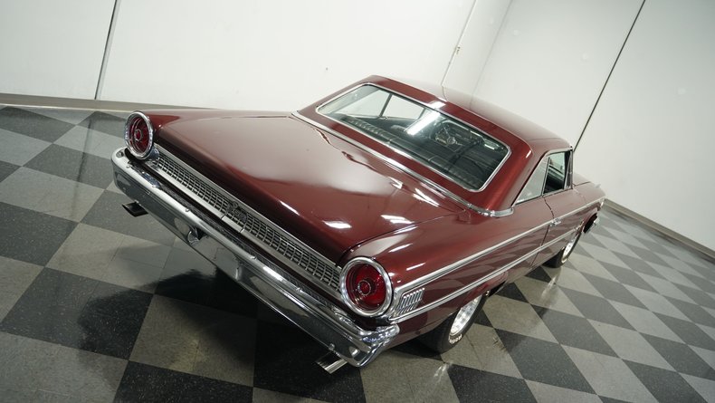 Ford-Galaxie-1963-Heritage-Burgundy-Black-36